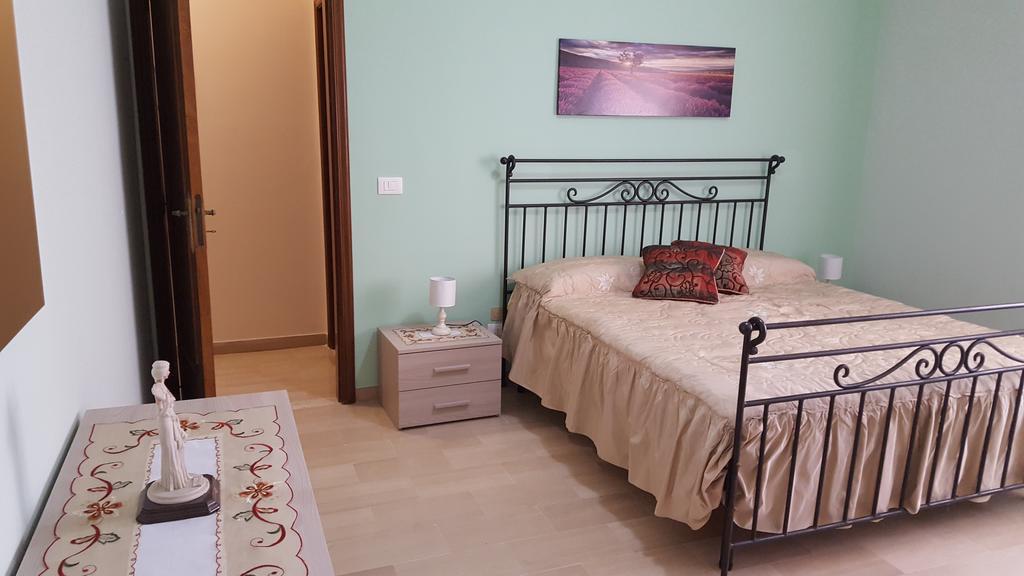 גיארדיני נאקסוס Appartamenti Naxos מראה חיצוני תמונה