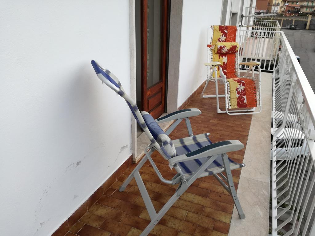 גיארדיני נאקסוס Appartamenti Naxos מראה חיצוני תמונה